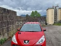 Usado Peugeot 206+ 70 CV (51 kW) 2009 Rojo Utilitario