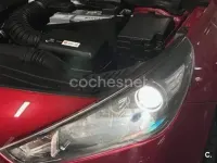 Usado Hyundai i30 120 CV (88 kW) 2019 Rojo Berlina