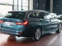 Käytetty BMW 330 Sport Line 286 HP (210 kW) 2021 Sininen Farmari