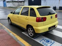 Usado Seat Ibiza Sport 110 CV (80 kW) 2002 Amarillo Utilitario