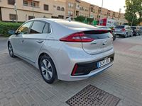 Usado Hyundai Ioniq 141 CV (103 kW) 2018 Gris / plata Utilitario