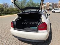 Używany Audi A3 Ambiente 110 KM (80 kW) 1999 Biały Hatchback