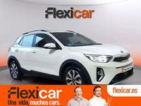 Usado Kia Stonic 100 CV (73 kW) 2021 Blanco SUV