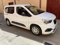 Usado Opel Combo Life Edition+ 102 CV (75 kW) 2021 Blanco Monovolumen