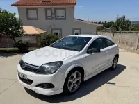 Usado Opel Astra GTC Sport 120 CV (88 kW) 2010 Blanco Berlina