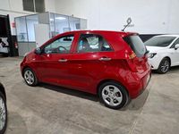 Usado Kia Picanto 66 CV (48 kW) 2016 Rojo Utilitario
