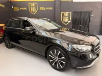 Usado Mercedes E300 306 CV (225 kW) 2021 Negro Familiar