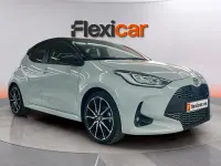 Gebraucht Toyota Yaris Hybrid Sport 116 PS (85 kW) 2024 Grau Limousine
