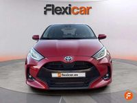 Usado Toyota Yaris Hybrid Active 116 CV (85 kW) 2023 Rojo Utilitario