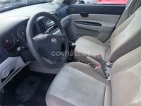 Usado Hyundai Accent 97 CV (71 kW) 2006 Blanco Berlina