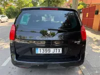 Usado Peugeot 5008 Active 115 CV (84 kW) 2013 Negro Monovolumen