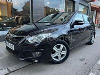 Usado Hyundai i30 Comfort 90 CV (66 kW) 2012 Negro Berlina