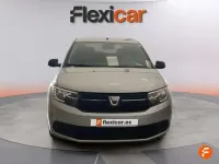 Usado Dacia Sandero Acces 75 CV (55 kW) 2018 Gris Utilitario
