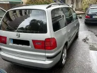 Usado Seat Alhambra Reference 116 CV (85 kW) 2009 Gris / plata Monovolumen