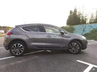 Usado DS Automobiles DS4 Style 120 CV (88 kW) 2017 Gris / plata Berlina