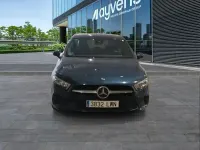 Usado Mercedes A180 116 CV (85 kW) 2022 Azul Berlina
