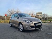 Begagnad Renault Scénic III Expression 110 HK (80 kW) 2012 Grå Minibuss