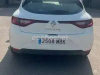 Usado Renault Mégane IV Zen 110 CV (80 kW) 2017 Blanco Berlina