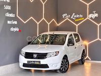 Usado Dacia Sandero Lauréate 75 CV (55 kW) 2015 Blanco Utilitario