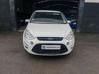 Usado Ford S-MAX Titanium 162 CV (119 kW) 2014 Blanco Monovolumen