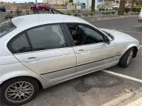 Usado BMW 323 170 CV (125 kW) 1999 Gris / plata Berlina
