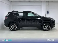 Usado Jeep Compass Limited 130 CV (95 kW) 2022 Negro SUV