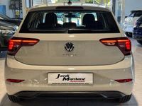 Usado VW Polo Advance 95 CV (69 kW) 2022 Gris Utilitario