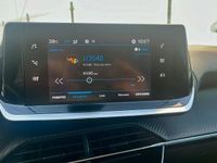 Usado Peugeot 208 Allure 102 CV (75 kW) 2019 Gris Utilitario