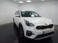 Usado Kia Niro 141 CV (103 kW) 2021 Blanco SUV