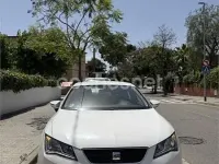 Usado Seat Leon Reference 105 CV (77 kW) 2014 Blanco Berlina