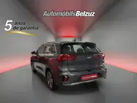 Usado Kia Niro 141 CV (103 kW) 2020 Gris SUV