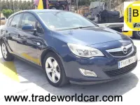 Usado Opel Astra Excellence 125 CV (91 kW) 2013 Azul Utilitario