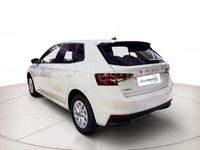Usado Skoda Fabia Selection 115 CV (84 kW) 2025 Blanco Berlina