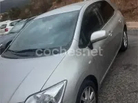 Usado Toyota Auris Luna 126 CV (92 kW) 2008 Gris / plata Utilitario