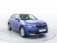 Usado Skoda Kamiq 110 CV (80 kW) 2022 Azul SUV