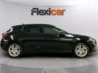 Usado Seat Leon Style 150 HP (110 kW) 2024 Preto Sedan