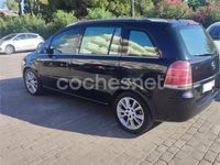 Usado Opel Zafira Cosmo 120 CV (88 kW) 2006 Negro Monovolumen