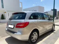 Usado Mercedes B200 136 CV (100 kW) 2012 Blanco Utilitario