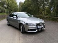 Usado Audi A4 136 CV (100 kW) 2011 Gris / plata Berlina