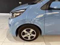 Usado Kia Picanto 67 CV (49 kW) 2023 Azul Utilitario