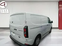Usado Ford Transit Custom Trend 110 CV (80 kW) 2024 Blanco Van