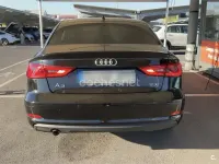 Usado Audi A3 Attraction 110 CV (80 kW) 2016 Negro Berlina