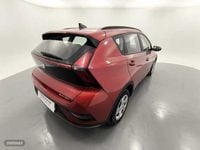 Usado Hyundai Bayon 107 CV (78 kW) 2024 Dragon red SUV