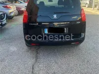 Usado Peugeot 5008 Style 150 CV (110 kW) 2013 Negro Monovolumen