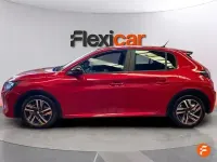 Usado Peugeot 208 Active 100 CV (73 kW) 2023 Rojo Utilitario