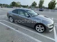Usado BMW 320 177 CV (130 kW) 2009 Gris / plata Coupe