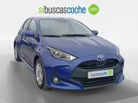 Usado Toyota Yaris Edition 125 CV (91 kW) 2021 Rojo Utilitario