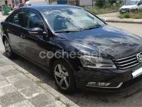 Usado VW Passat Highline 140 CV (102 kW) 2011 Negro Berlina