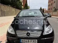 Usado Mercedes A160 82 CV (60 kW) 2007 Negro Berlina