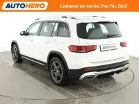 Usado Mercedes GLB200 AMG line 163 CV (119 kW) 2022 Blanco SUV